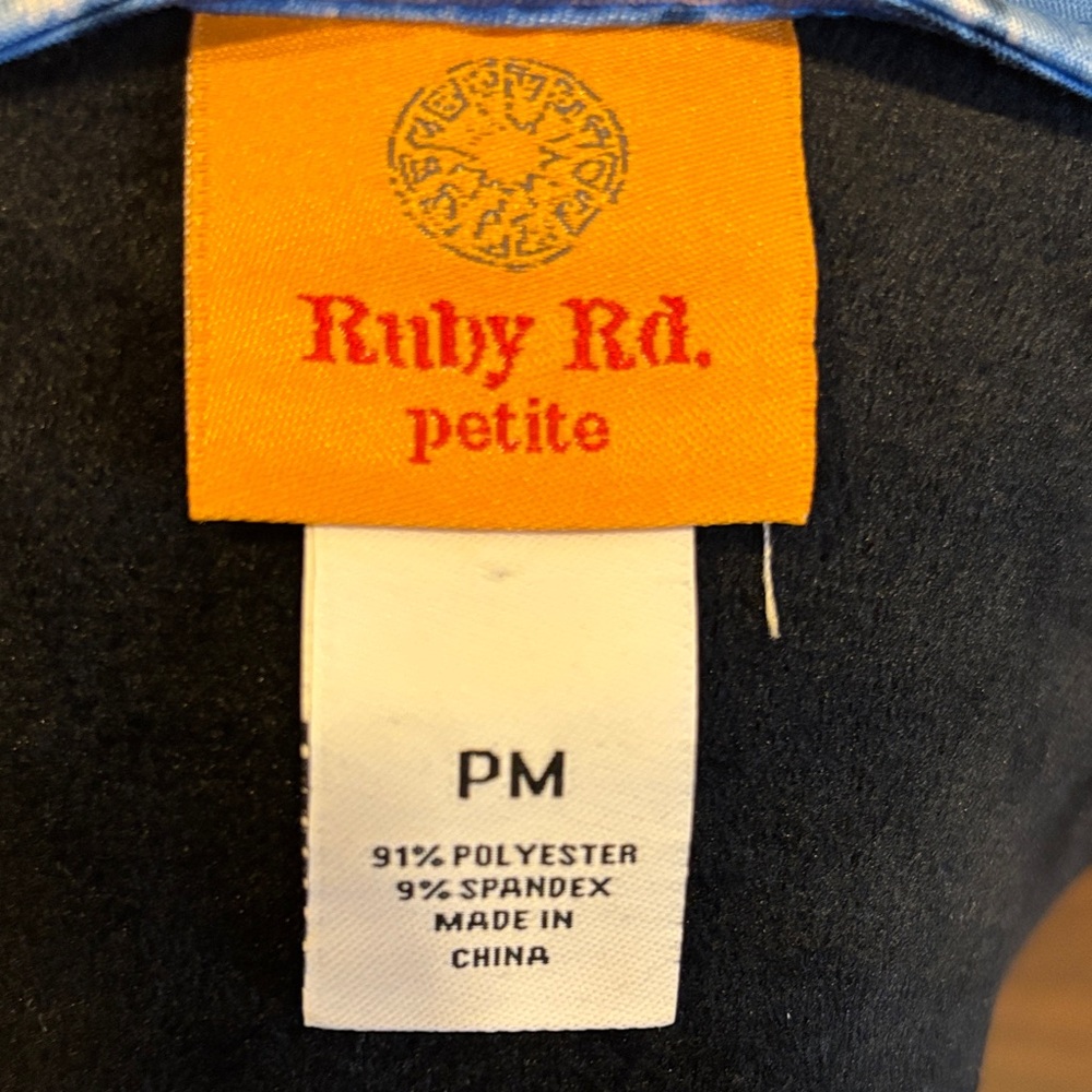 Ruby Rd. Blue and White Patterned Tunic - Picture 2 of 4